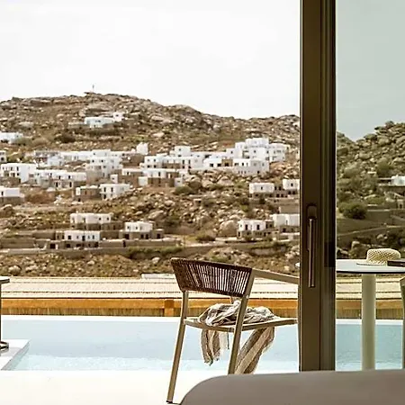 Mykonos Flow - Super Paradise 5* Mykonos Town